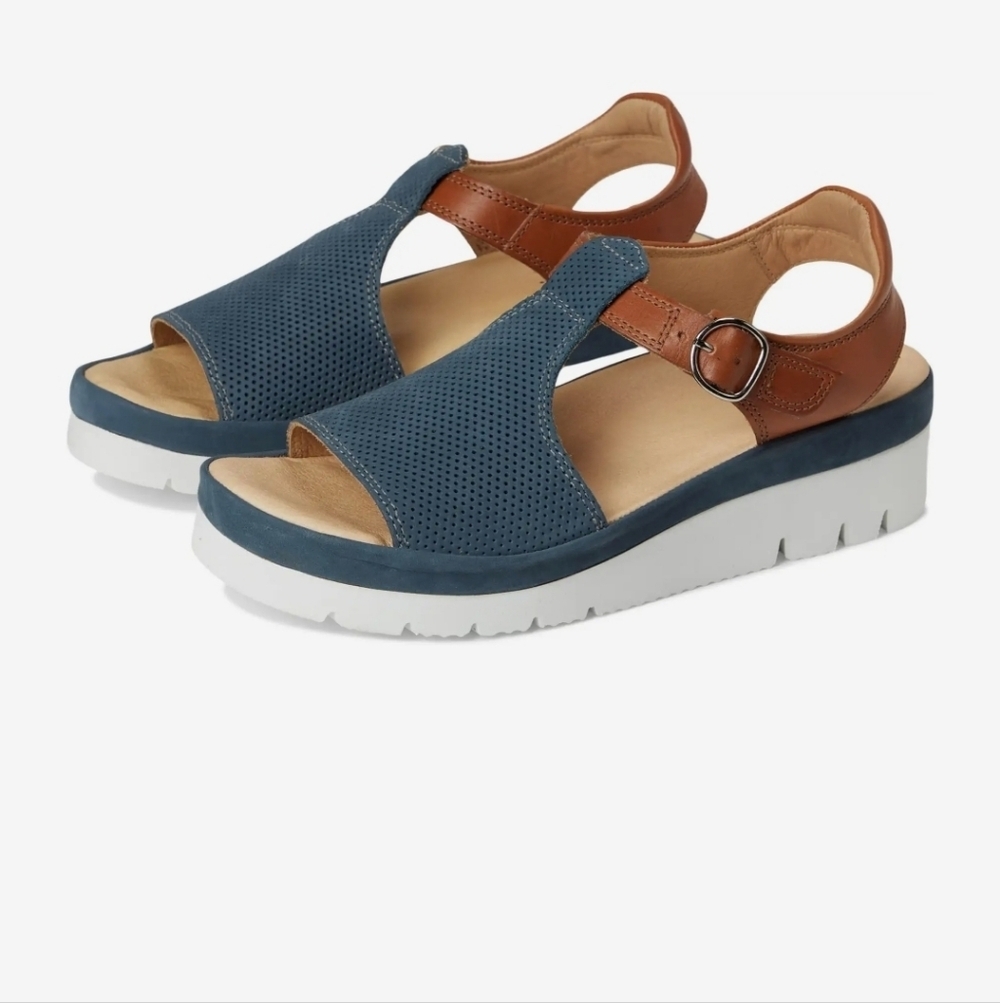 Samuel Hubbard Portola T-Strap Sandals Size 7